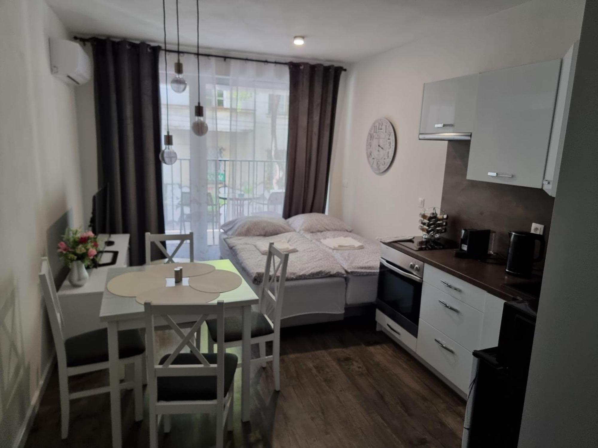 Apartman - Centrum Bratislava Exterior foto
